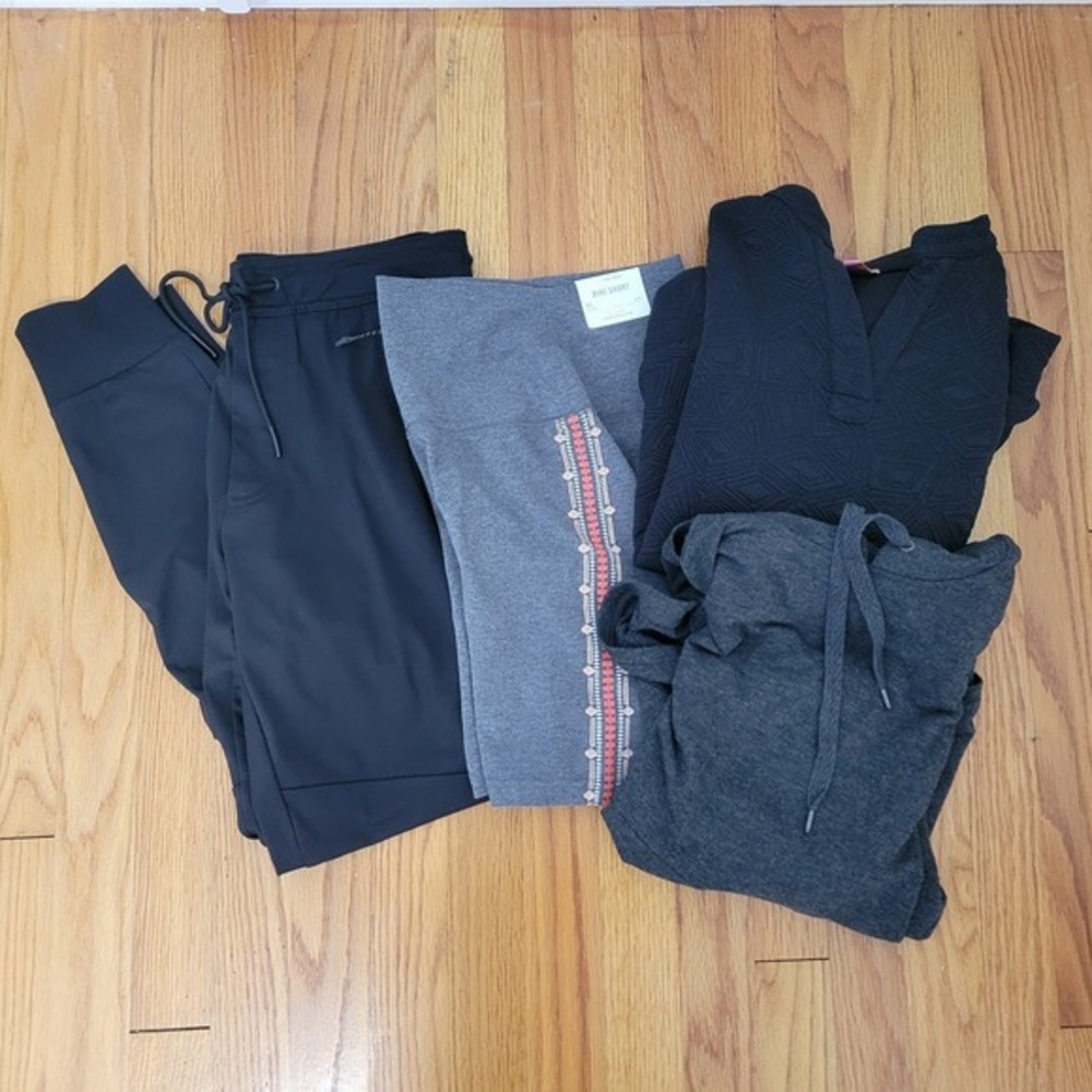 Women's Size XS Activewear Bundle~ Aerie Am Eagle THML Lou & Grey Tops & Bottoms